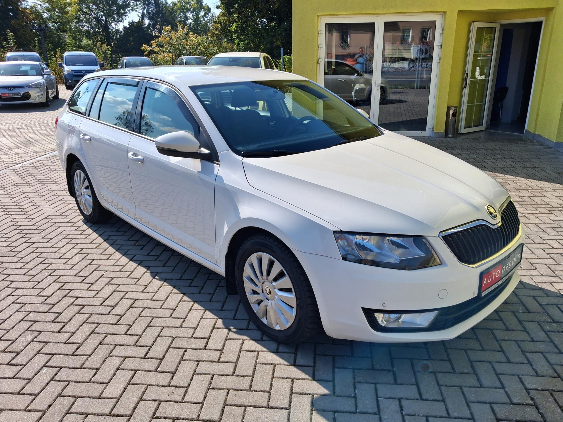 Škoda Octavia 2,0TDi 110kw ČR DSG VYHŘ. SED