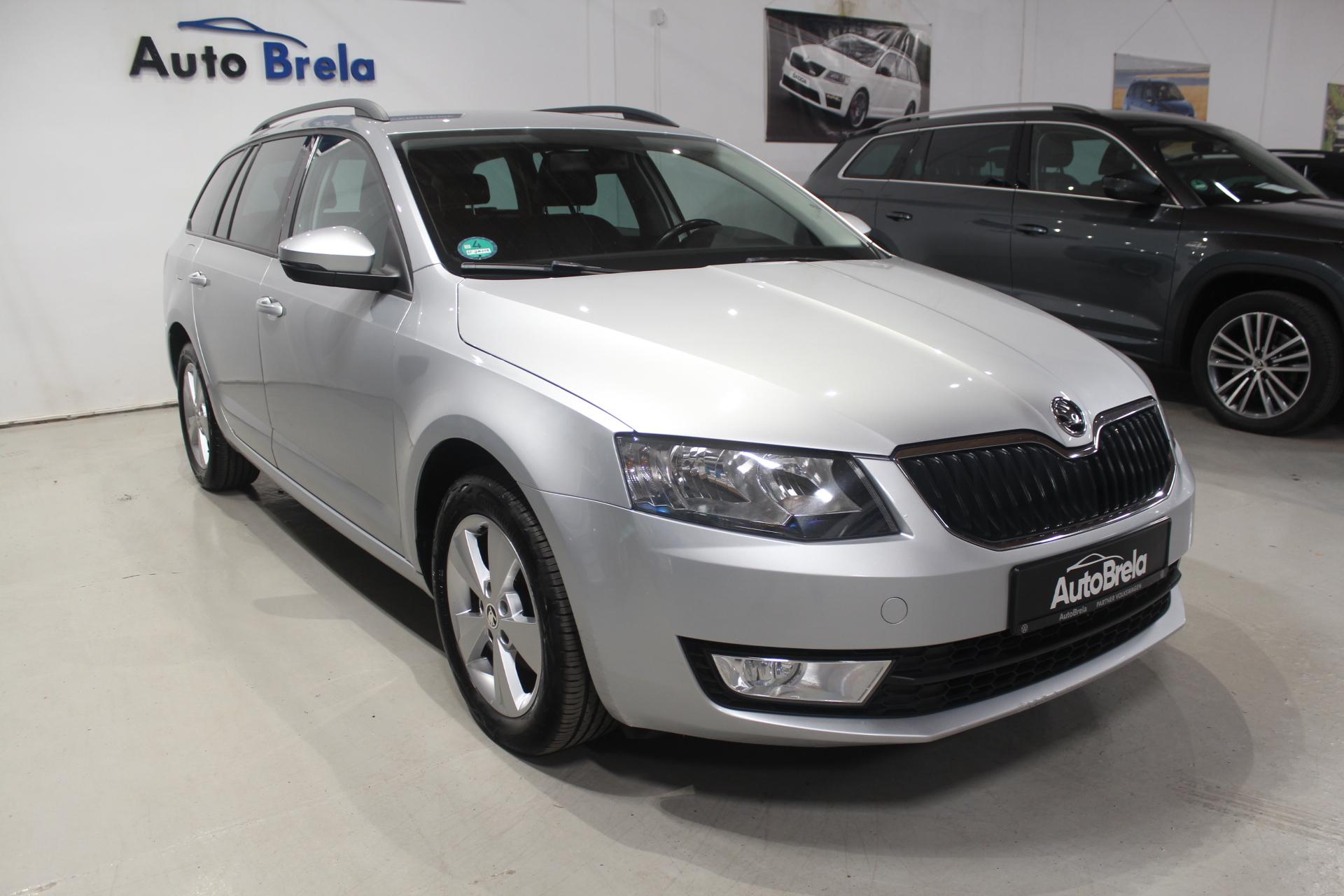 Škoda Octavia 1.6 TDI Navi Tažné Elegance