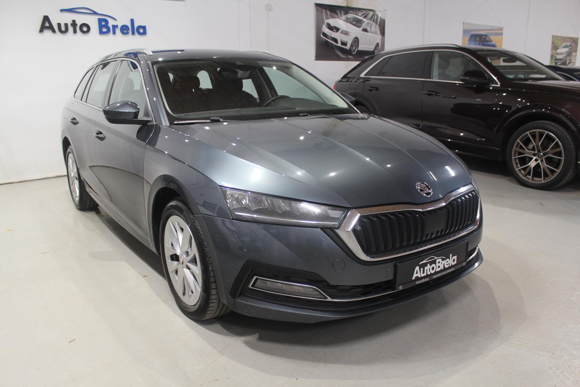Škoda Octavia IV 2.0TDI DSG Display LED