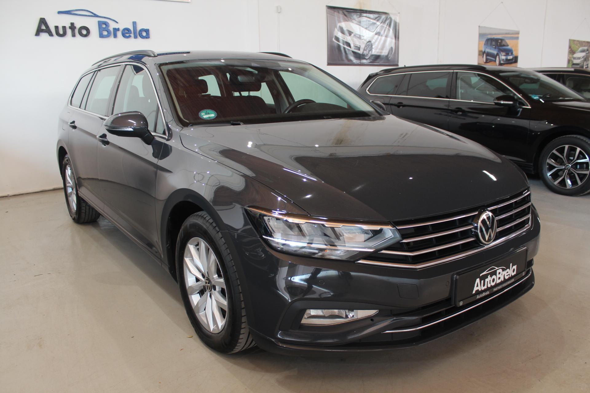 Volkswagen Passat 2.0TDI DSG Navi Tažné Display