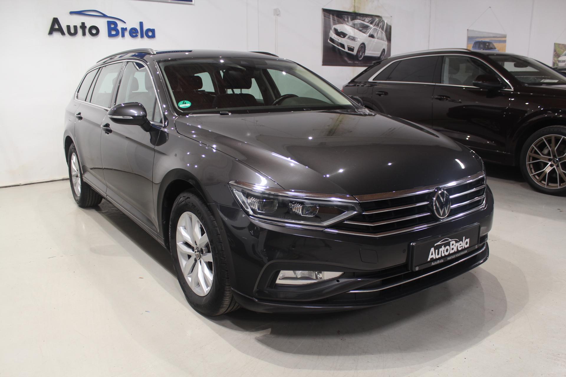 Volkswagen Passat 2.0TDI DSG Display LED TAŽNÉ