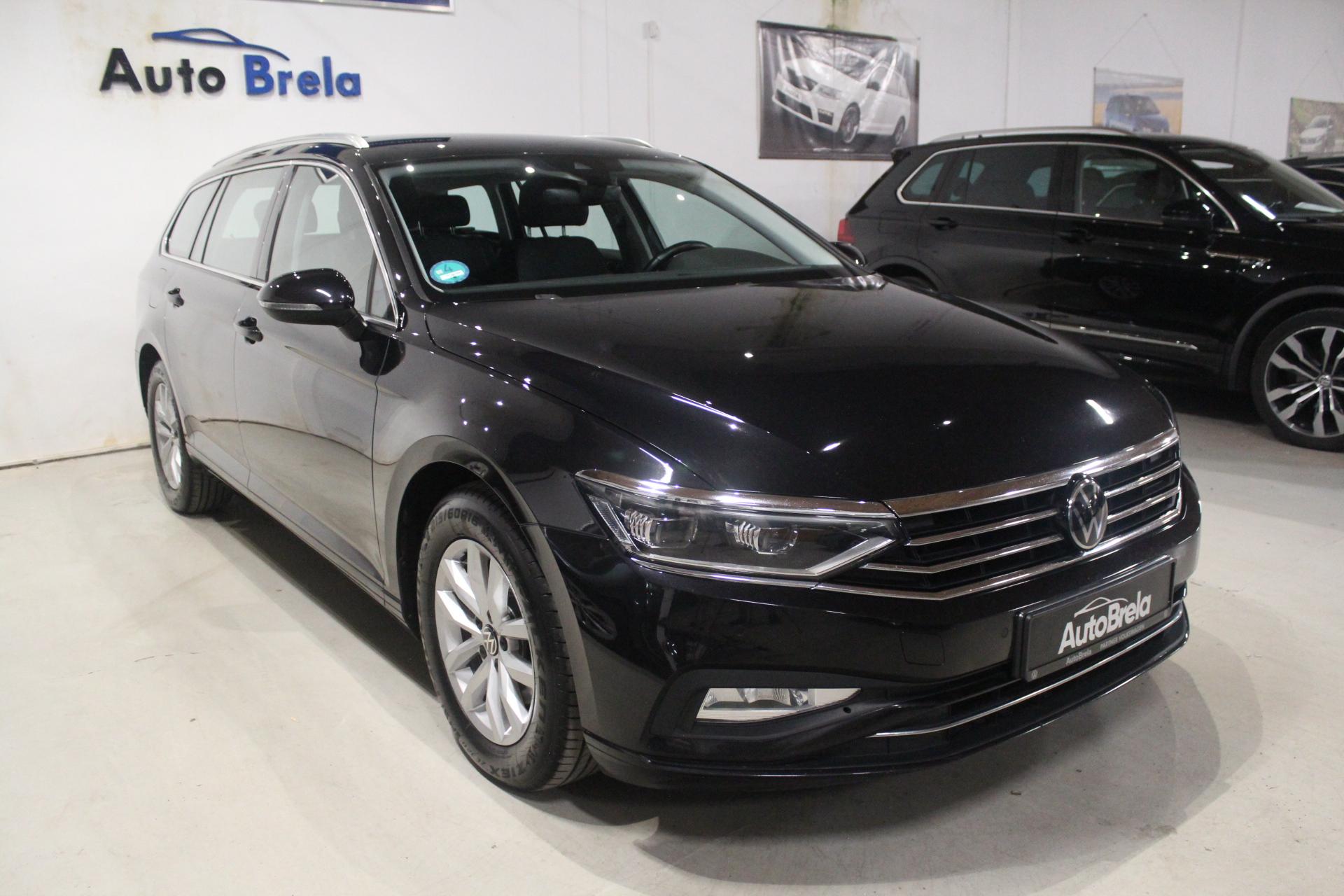 Volkswagen Passat Variant Manuál 110kW Matrix Tažné