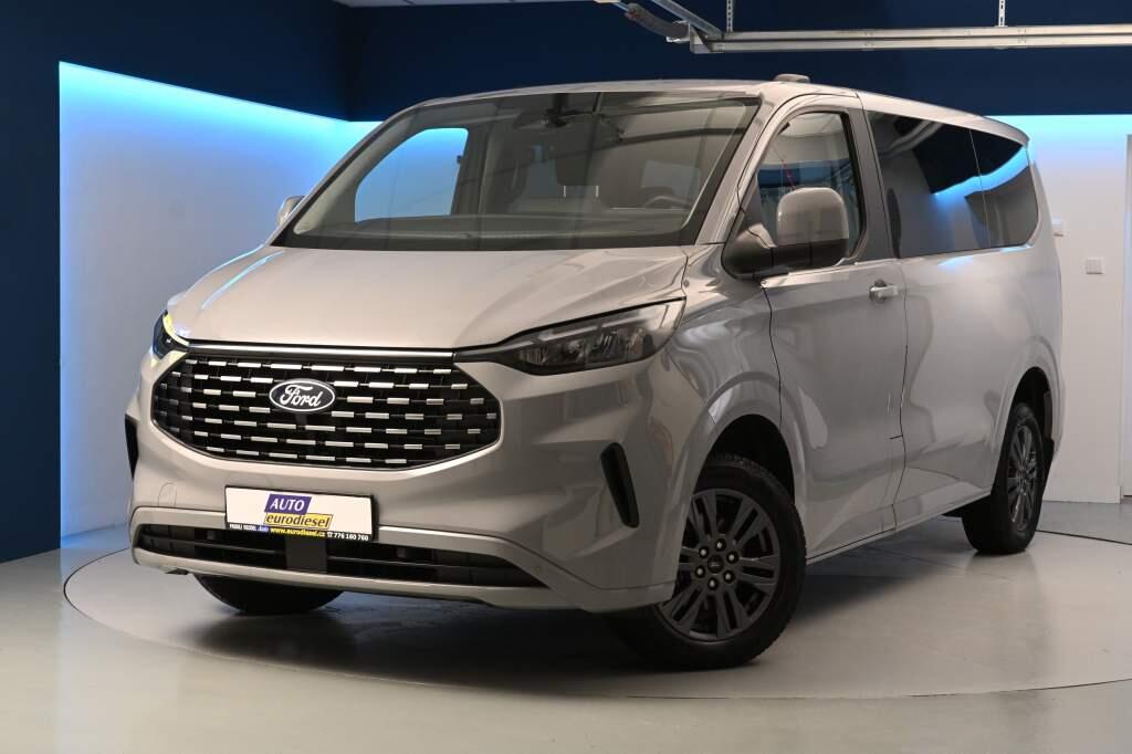 Ford Tourneo Custom 2.0 320 L1H1 8 Míst TITANIUM X