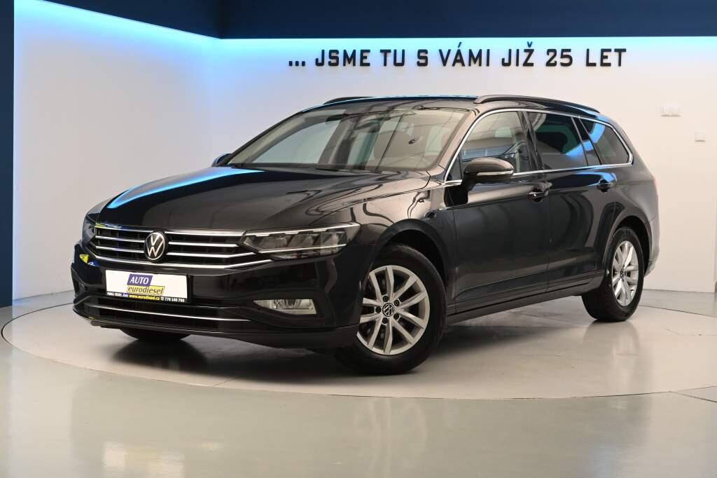 Volkswagen Passat 2.0 LED ACC Tažné Masáž SCR Bu