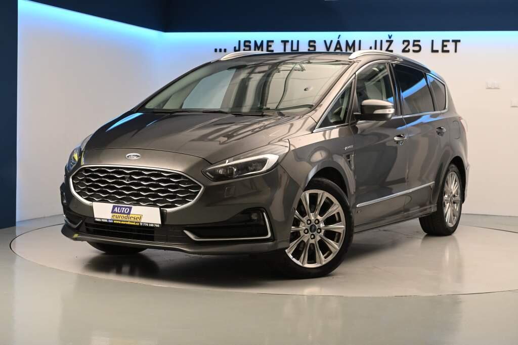 Ford S-MAX 2.0 VIGNALE 4x4 7 Míst LED ACC