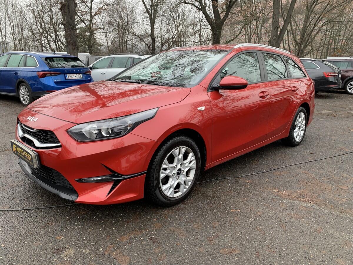 Kia Ceed 1,0 T-GDI 88KW,1.MAJ,ČR,SERVIS