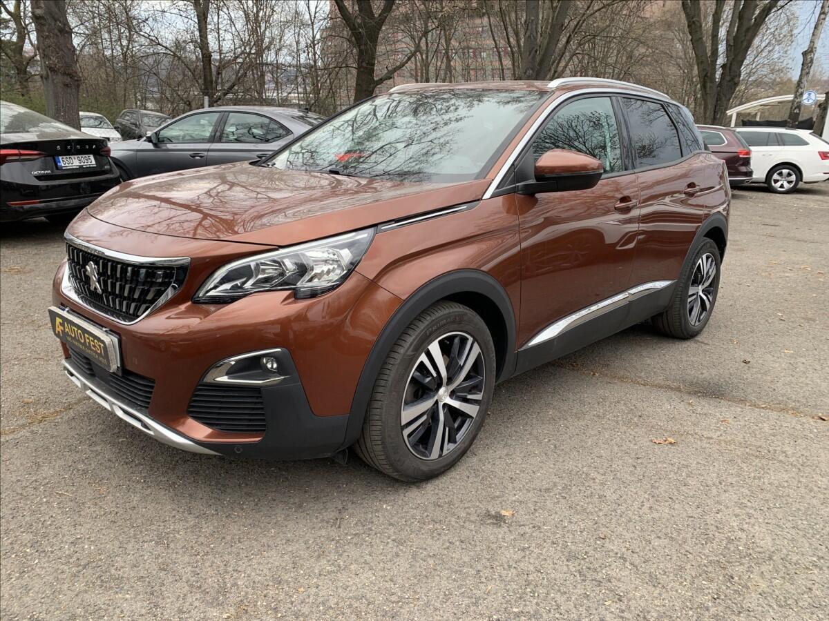Peugeot 3008 1,2 PT ALLURE ČR,SERVISKA