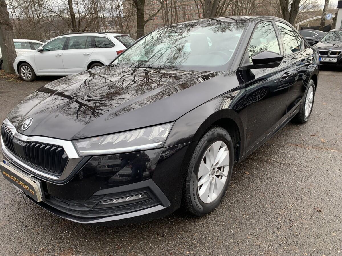 Škoda Octavia 1,0 TSI DSG AMB.,1.MAJITEL,ČR