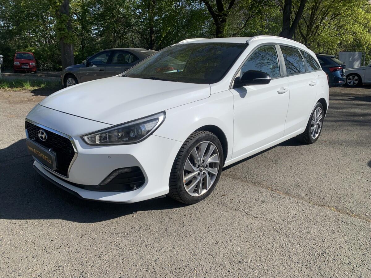 Hyundai i30 1,4 T-GDi 1.MAJ.,ČR,SERVISKA