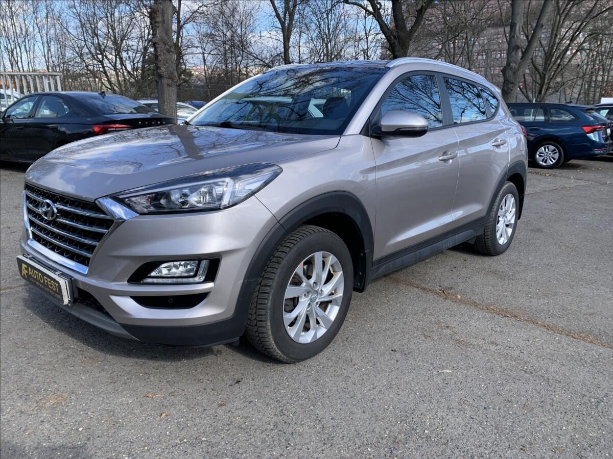 Hyundai Tucson 1,6 i,4x4, SERVISKA