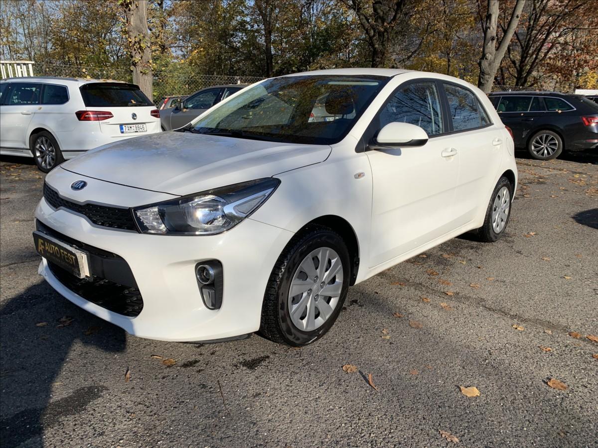 Kia Rio 1,3 i ČR,SERVISKA