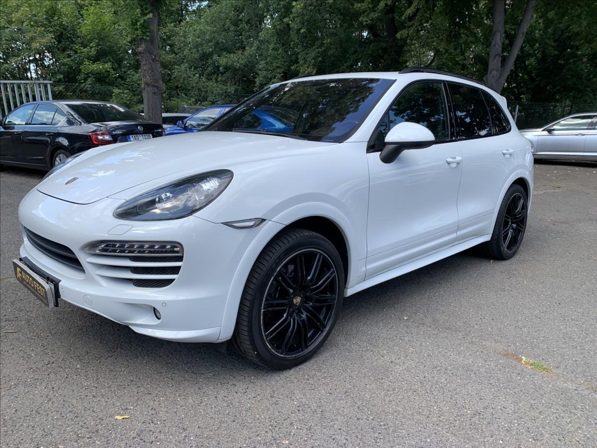 Porsche Cayenne 3,6 i ČR,SERVISKA