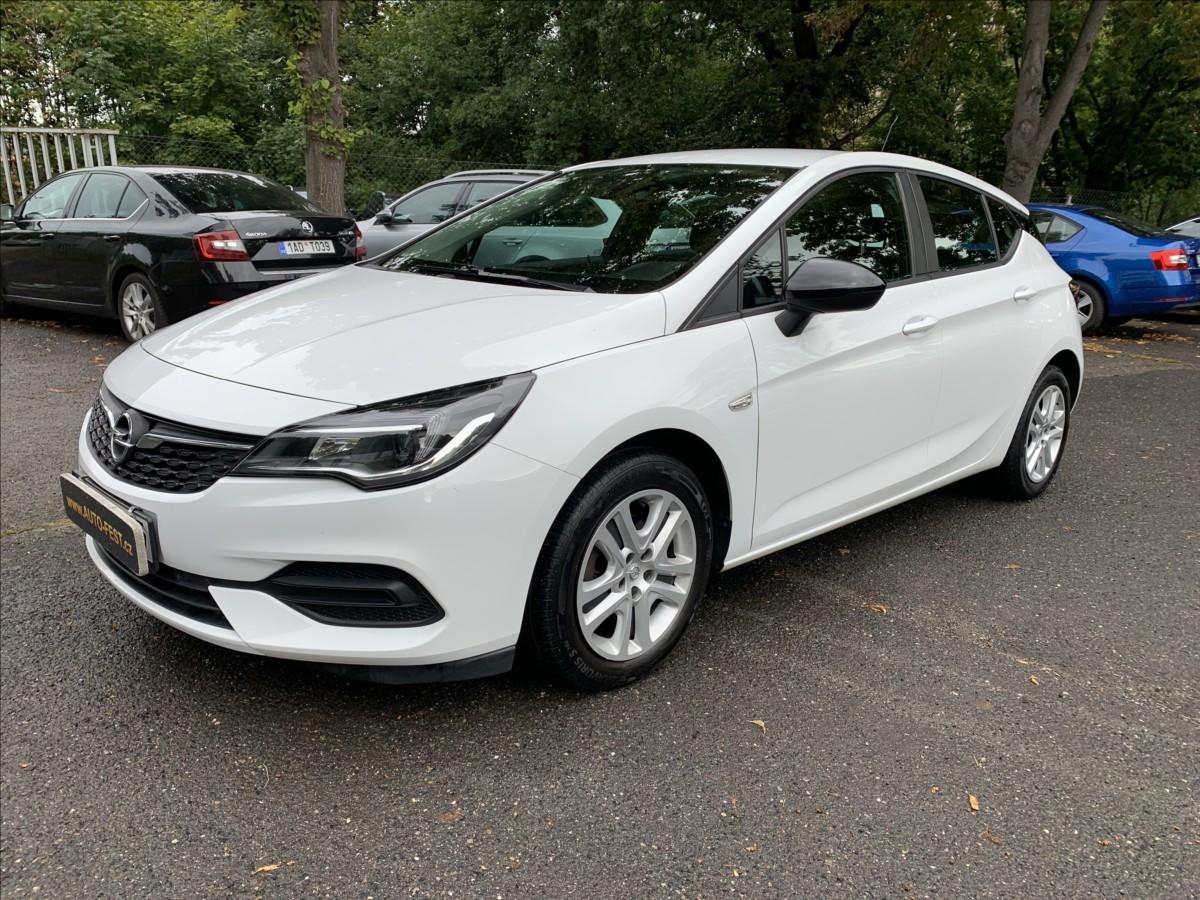 Opel Astra 1,5 CDTI EDITION 1.MAJITEL,ČR