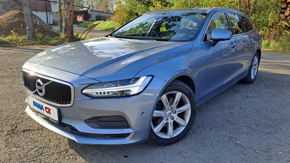 Volvo V90 2.0 D4 Momentum NAVI Automat
