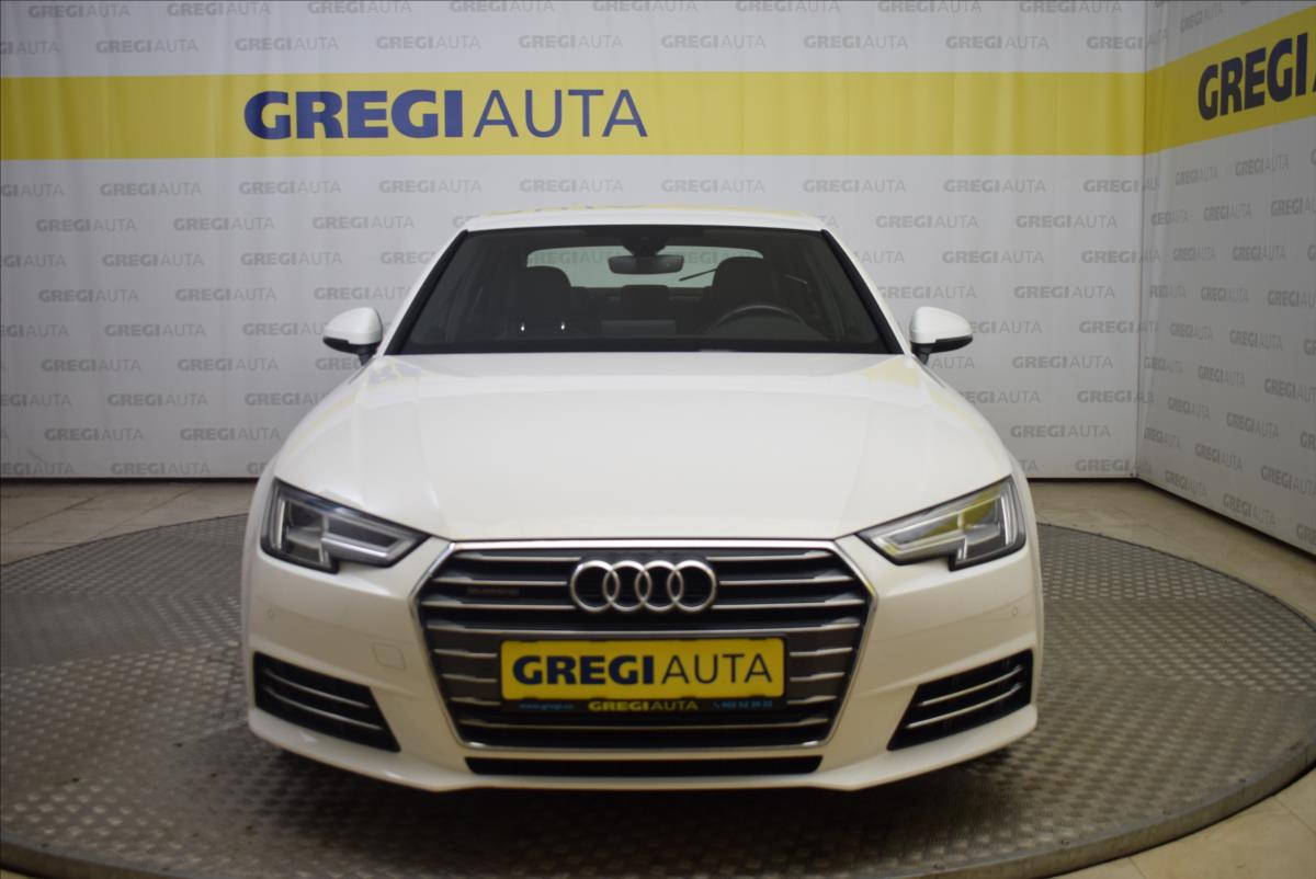 Audi A4 2,0 TDi S-LINE,PERFEKTNÍ STAV