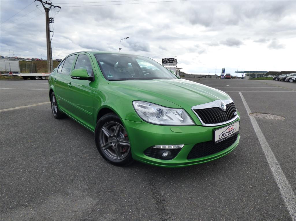 Škoda Octavia 2,0 TDI RS,Bi-Xenon,serviska