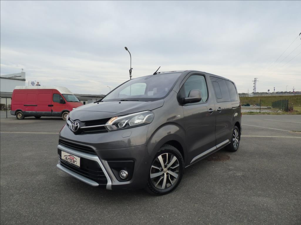 Toyota ProAce 2,0 130kw,automat Family Comf