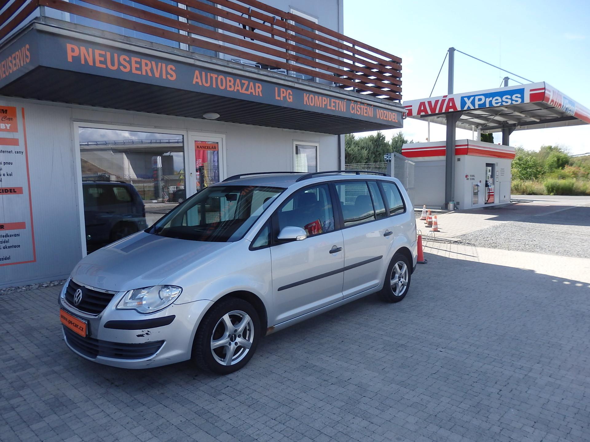 Volkswagen Touran 1,9TDi 77kW KLIMA, ZÁVĚS