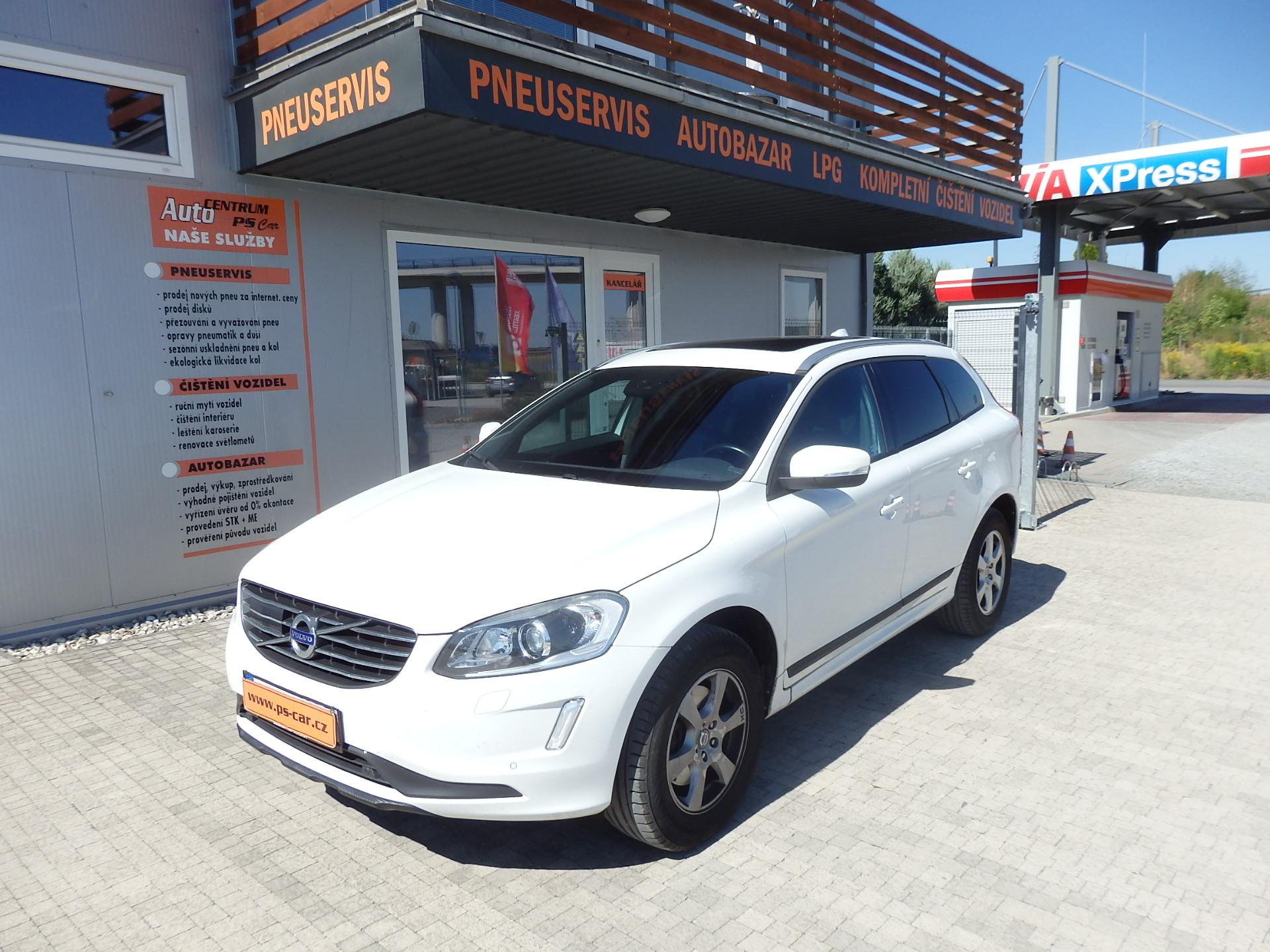 Volvo XC60 2.4 D 158 kW AWD NAVI, ZÁVĚS