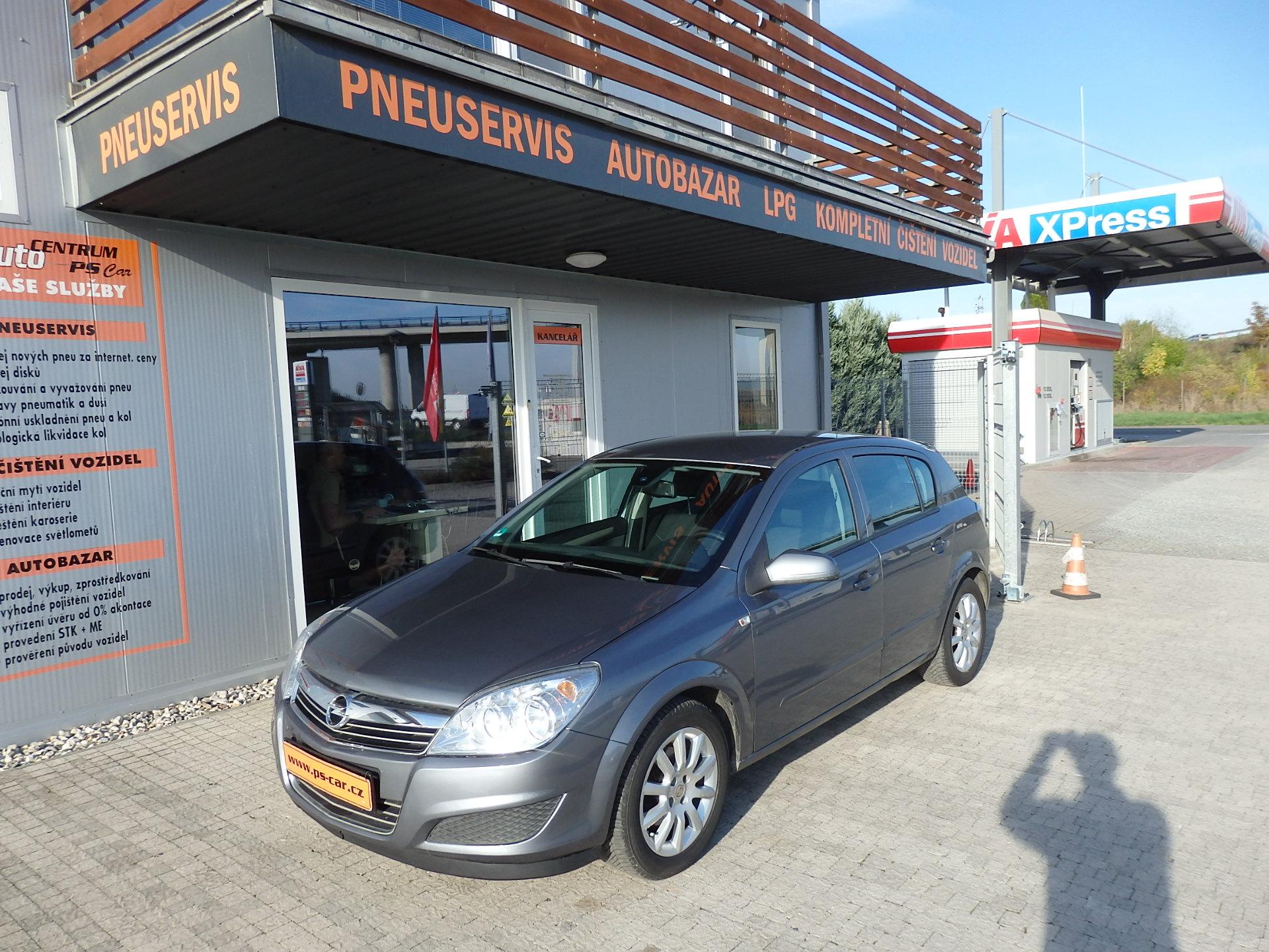 Opel Astra 1.4i 66 kW AUTOMAT, ZÁVĚS