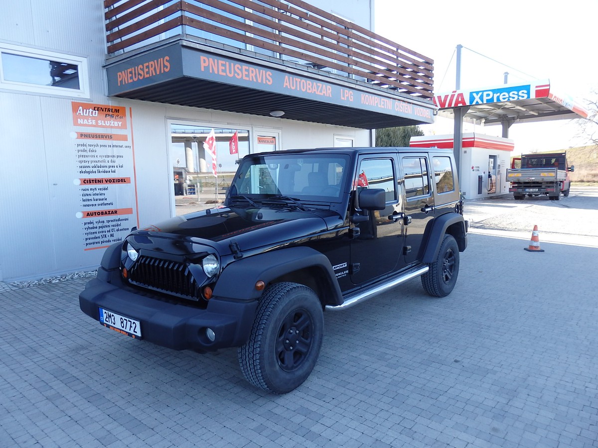 Jeep Wrangler UNLIMITED 2,8CRD HARDTOP