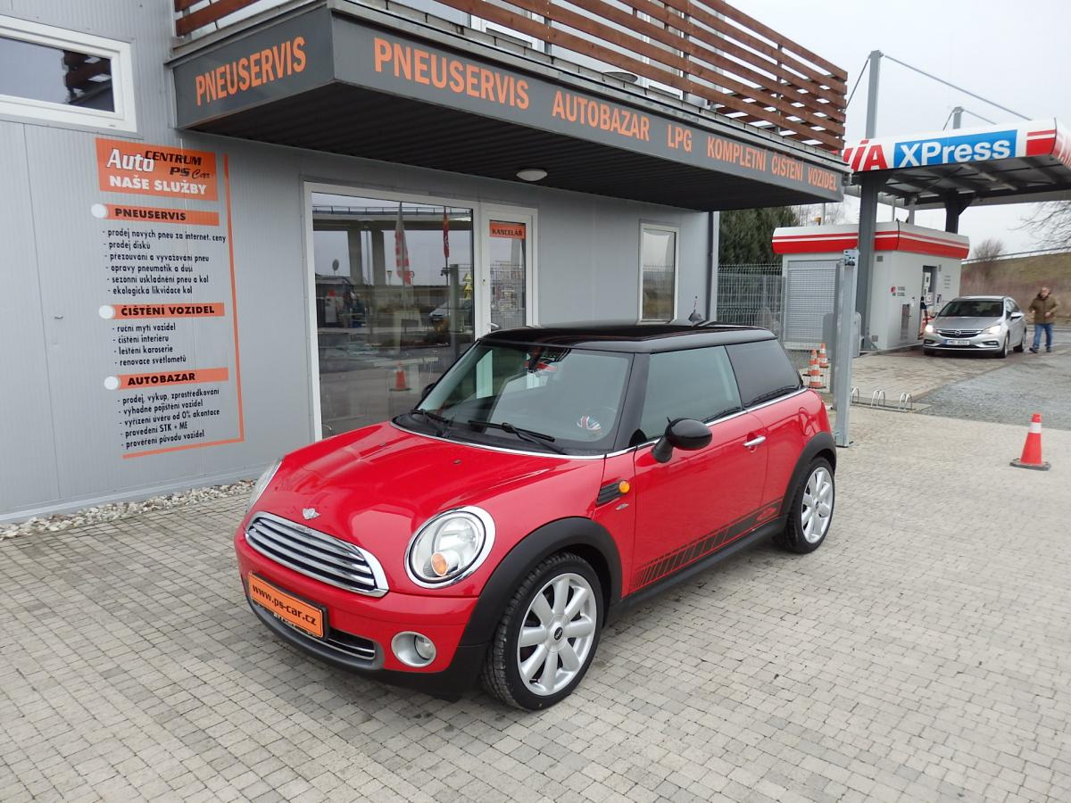 Mini One 1,4i ALU R17 VELKÝ SERVIS