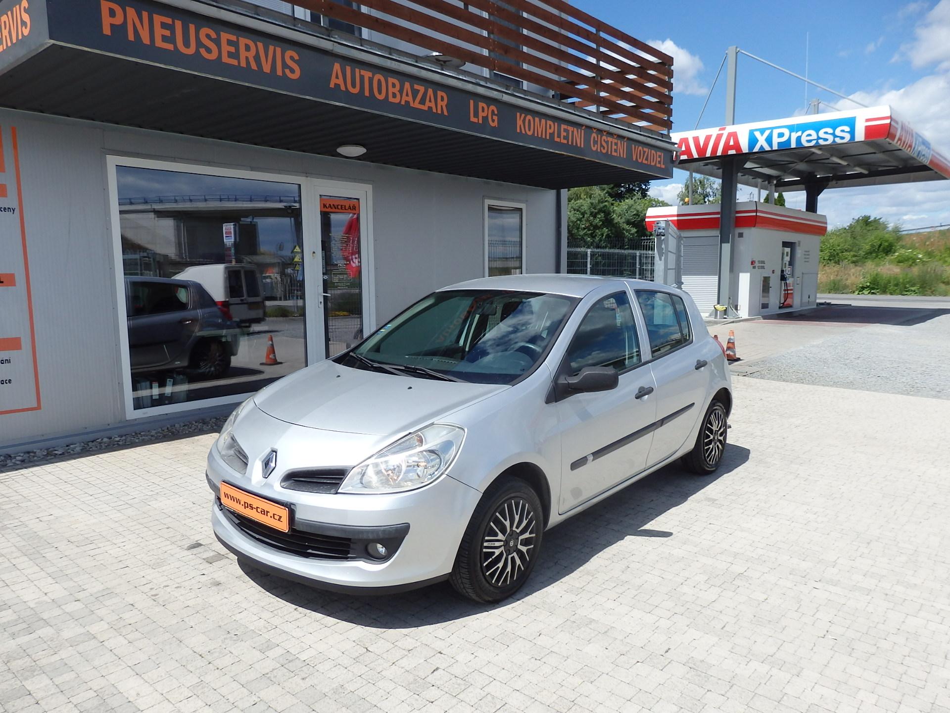 Renault Clio 1.2i 4x AIRBAG,ABS