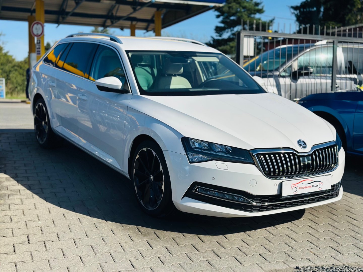 Škoda Superb 2.0TDi KAMERA,ACC,WEBASTO