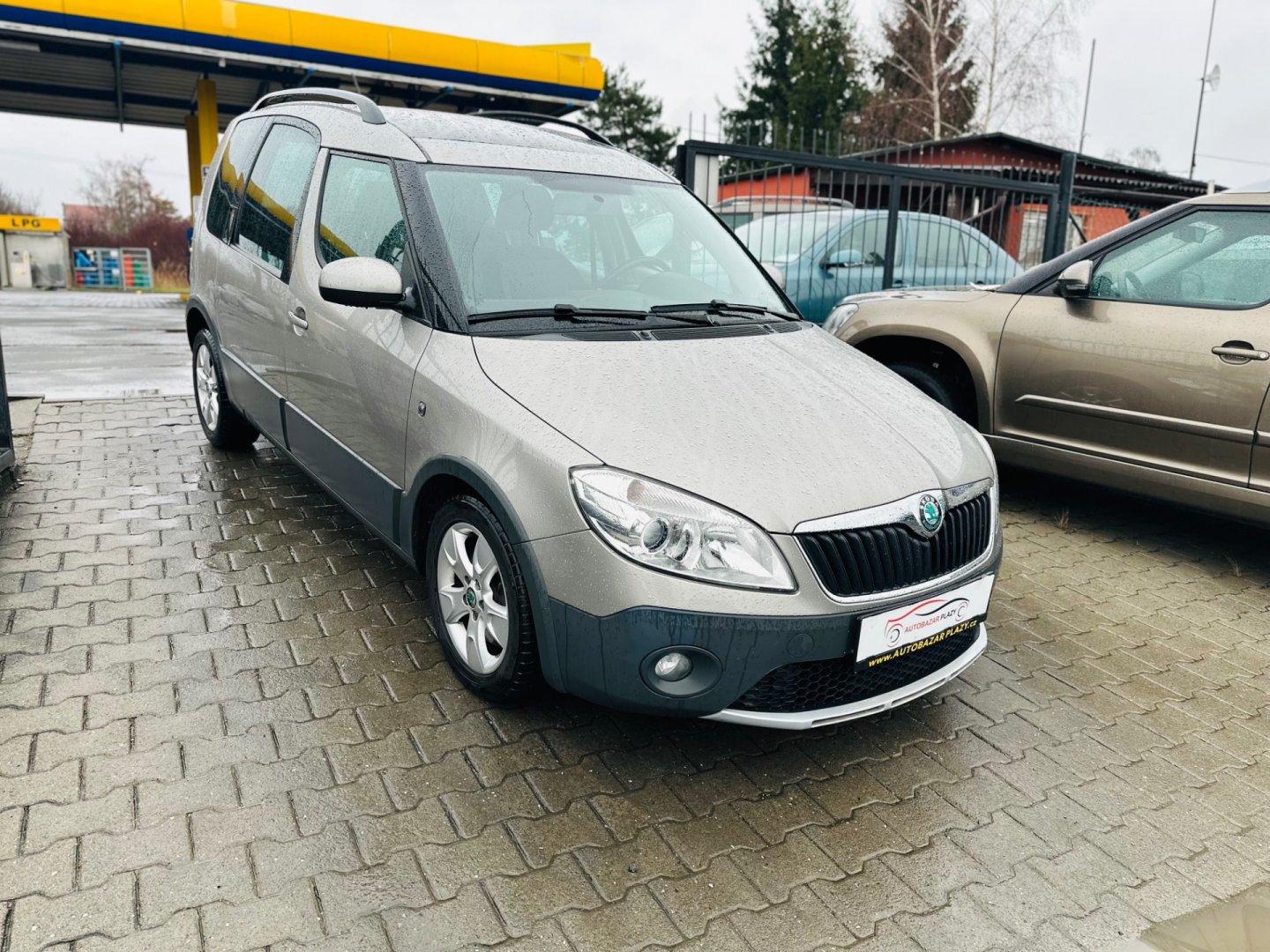 Škoda Roomster 1.6TDi SCOUT, PANORAMA.