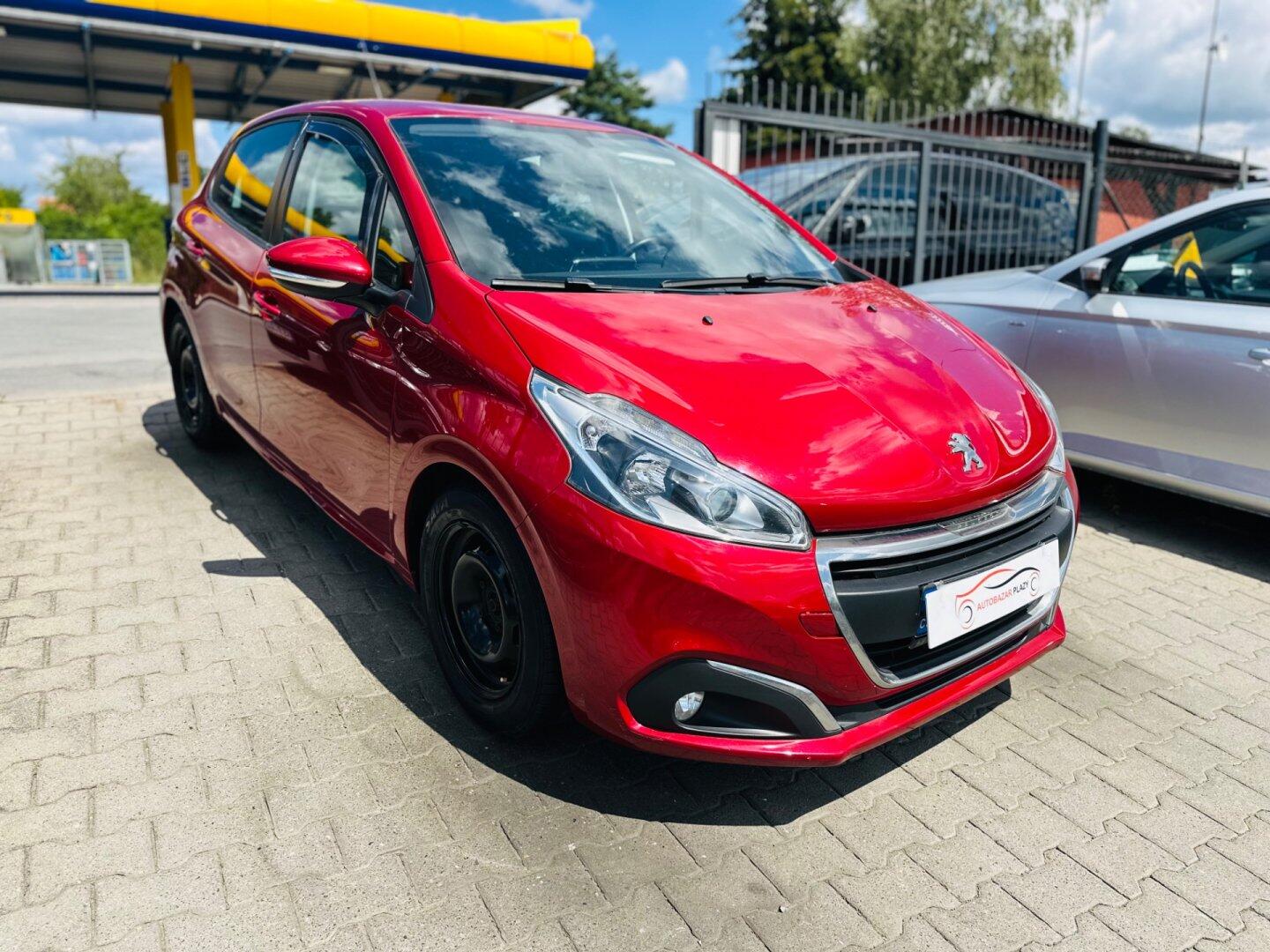 Peugeot 208 1.2i APP, PureTech 100%KM