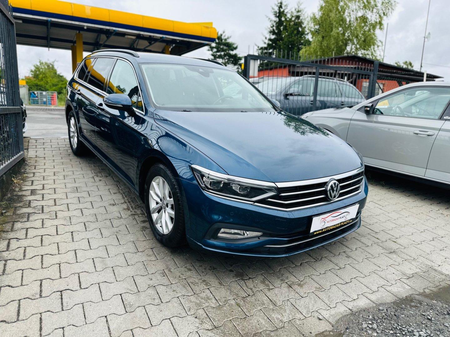 Volkswagen Passat 1.6TDi 88kW KAMERA,NAVI,