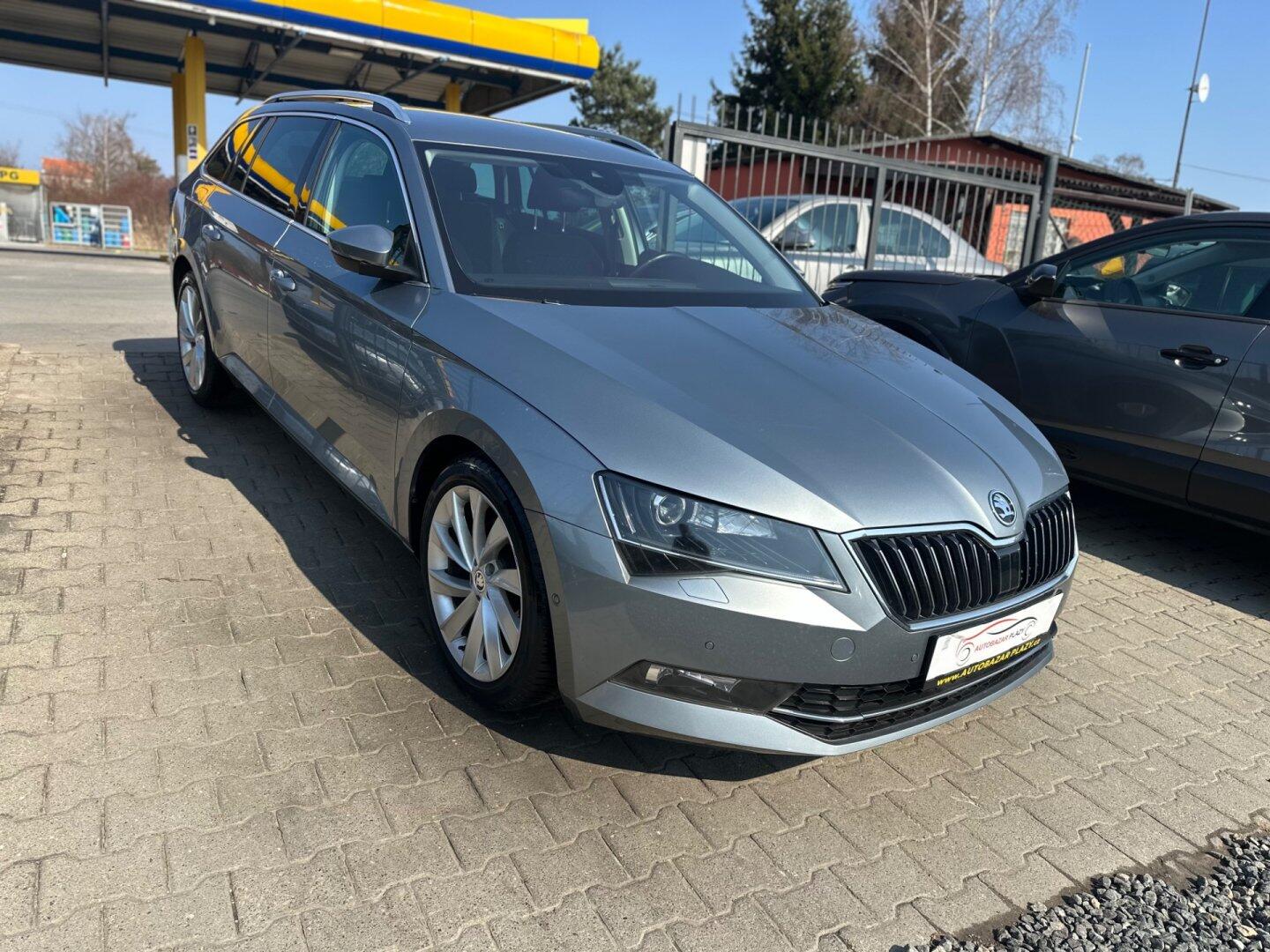 Škoda Superb 1.6TDi DSG,XENON,NAVI,KAMERA