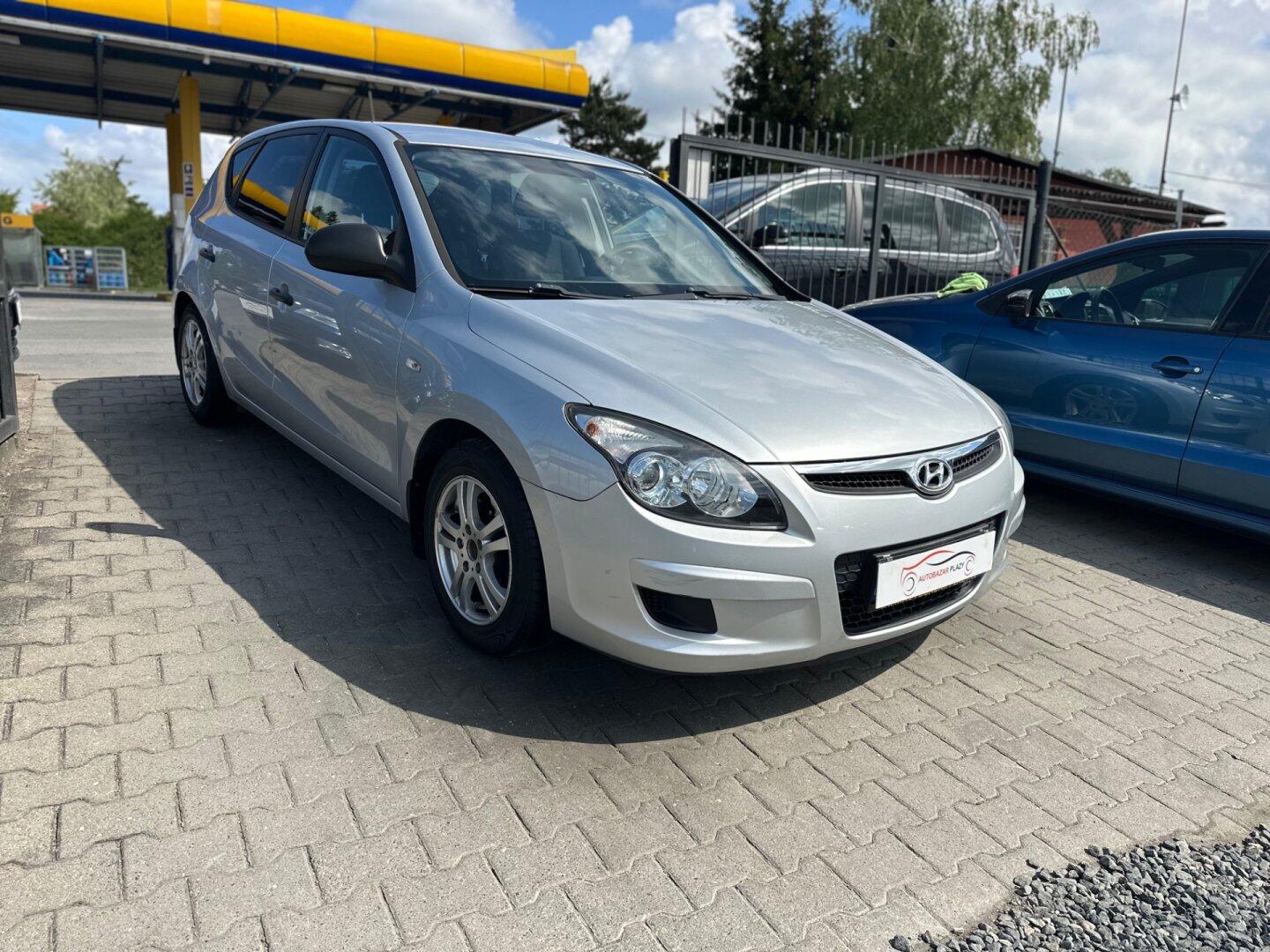 Hyundai i30 1.4i PRAVIDELNÝ SERVIS,