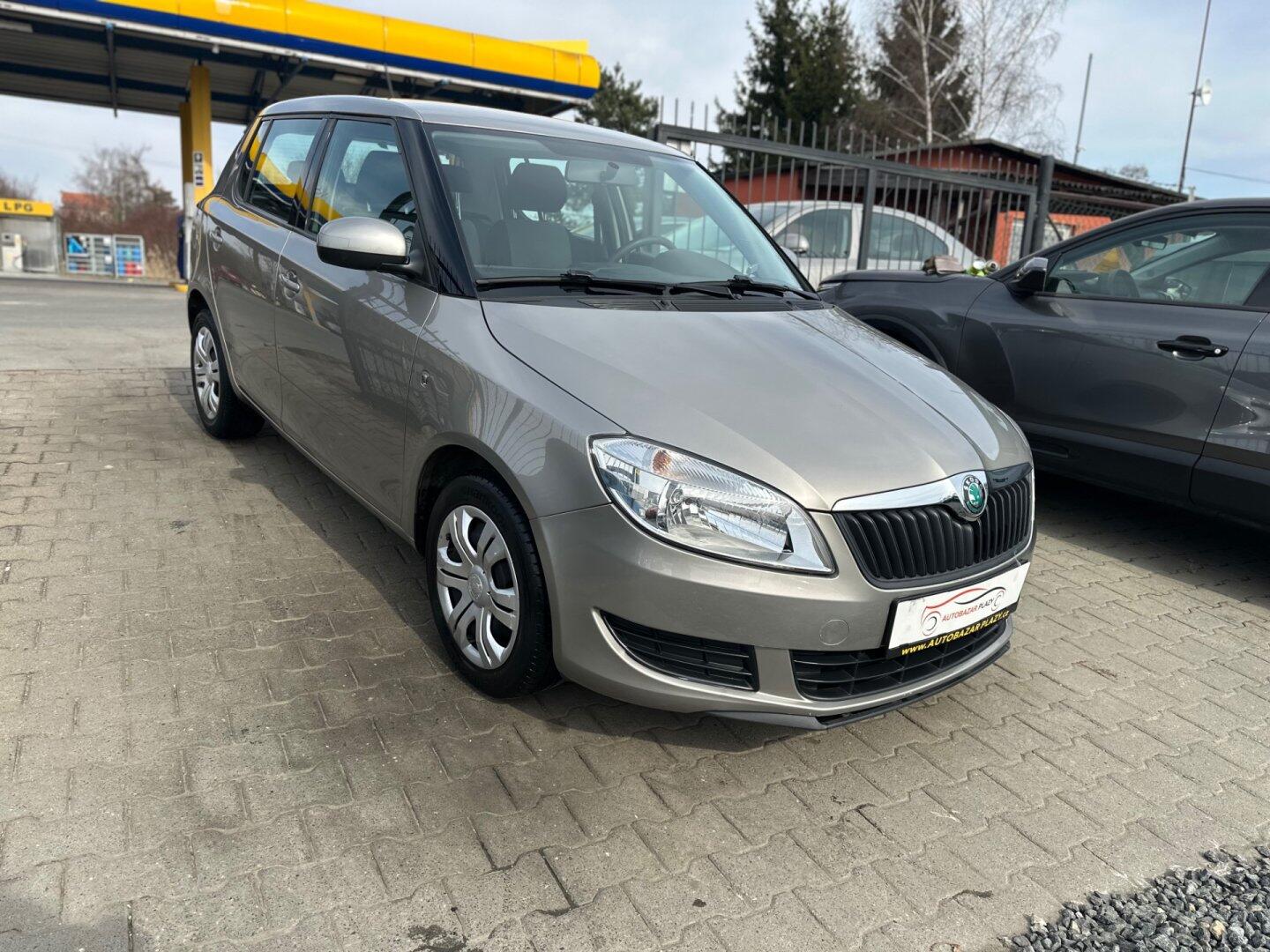Škoda Fabia 1.2i GARANCE KM