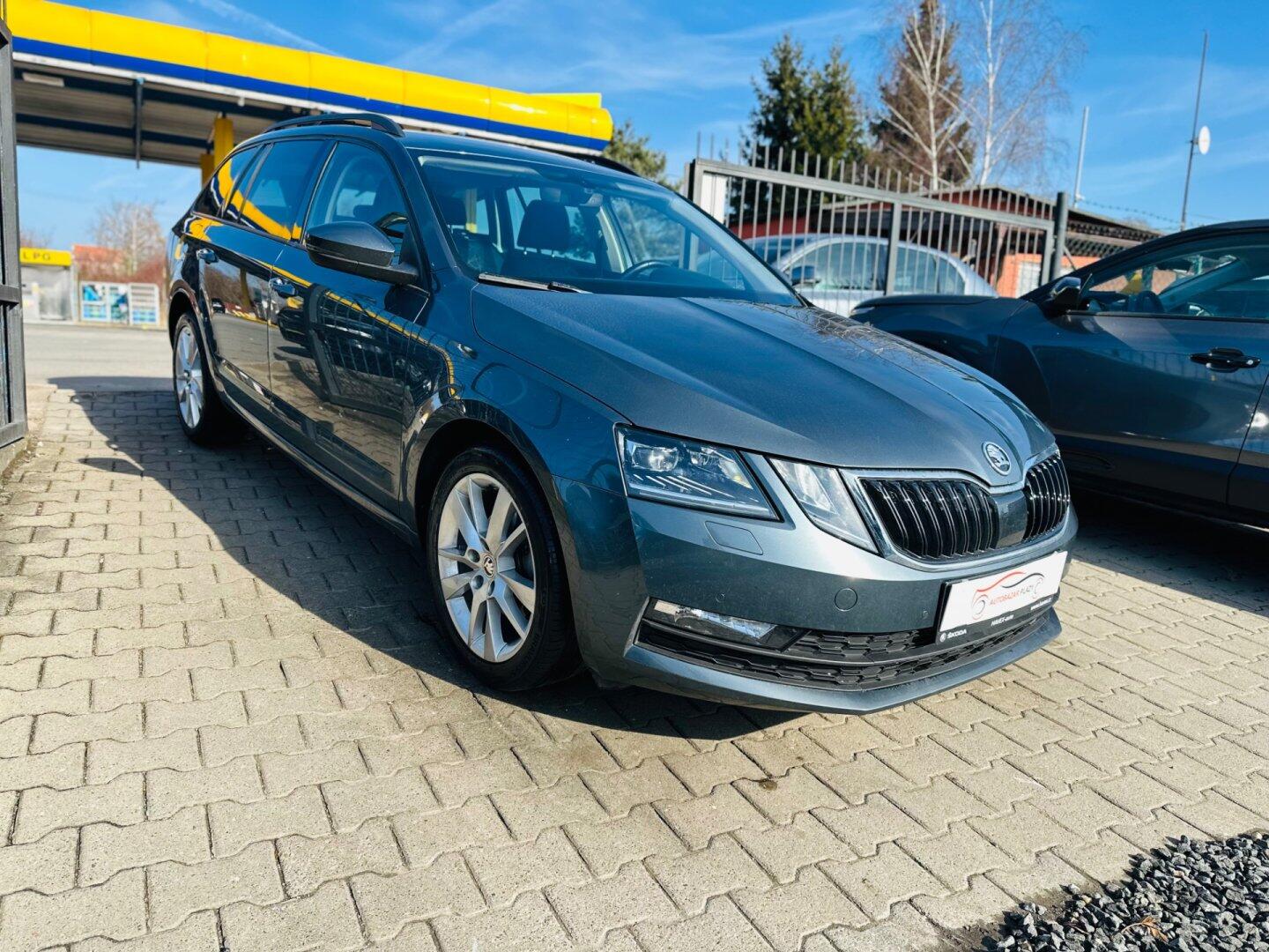 Škoda Octavia 1.0TSi DSG,NAVI,KAMERA,FULLLED