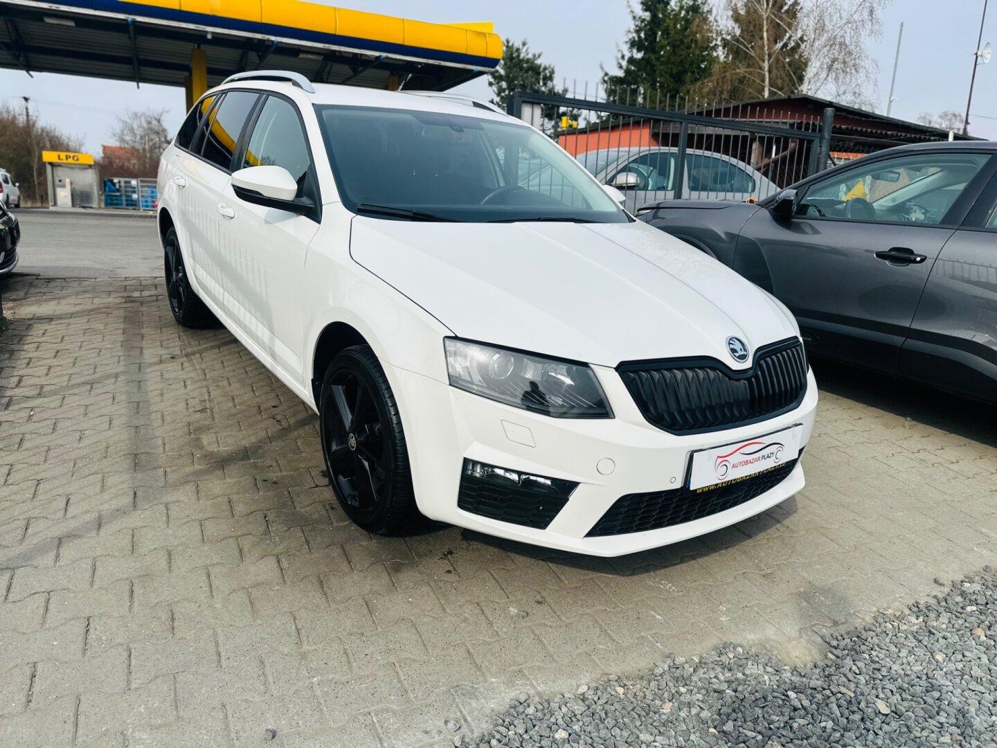 Škoda Octavia 2.0TDi 4X4 NAVI, VÝHŘEV SED.