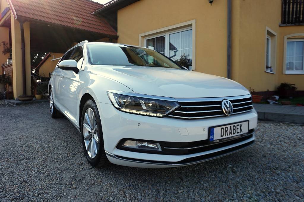 Volkswagen Passat Variant COMFORTLINE 2,0 TDI 110
