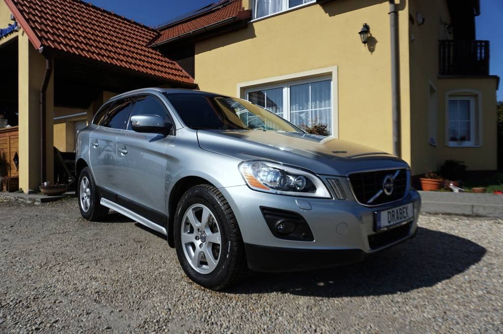 Volvo XC60 SUMMUM 2,4 D 129 kW