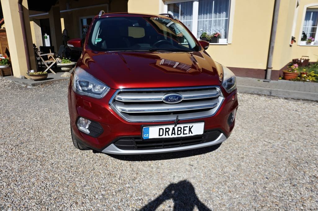 Ford Kuga TITANIUM 1,5 EB 110 kW