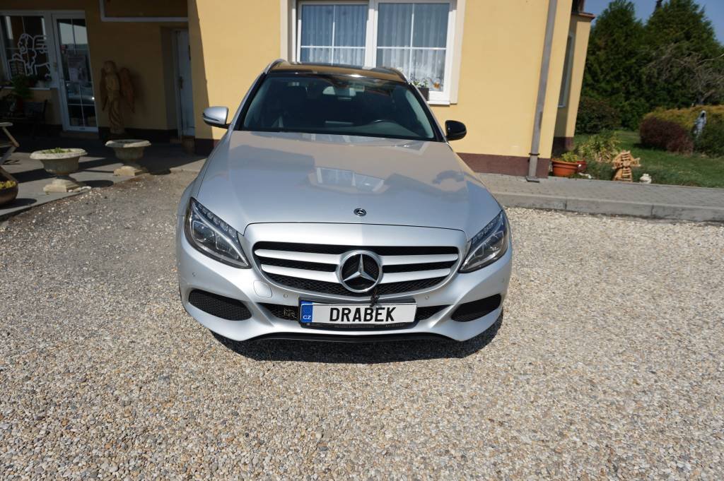 Mercedes-Benz Třídy C C220 4 MATIC