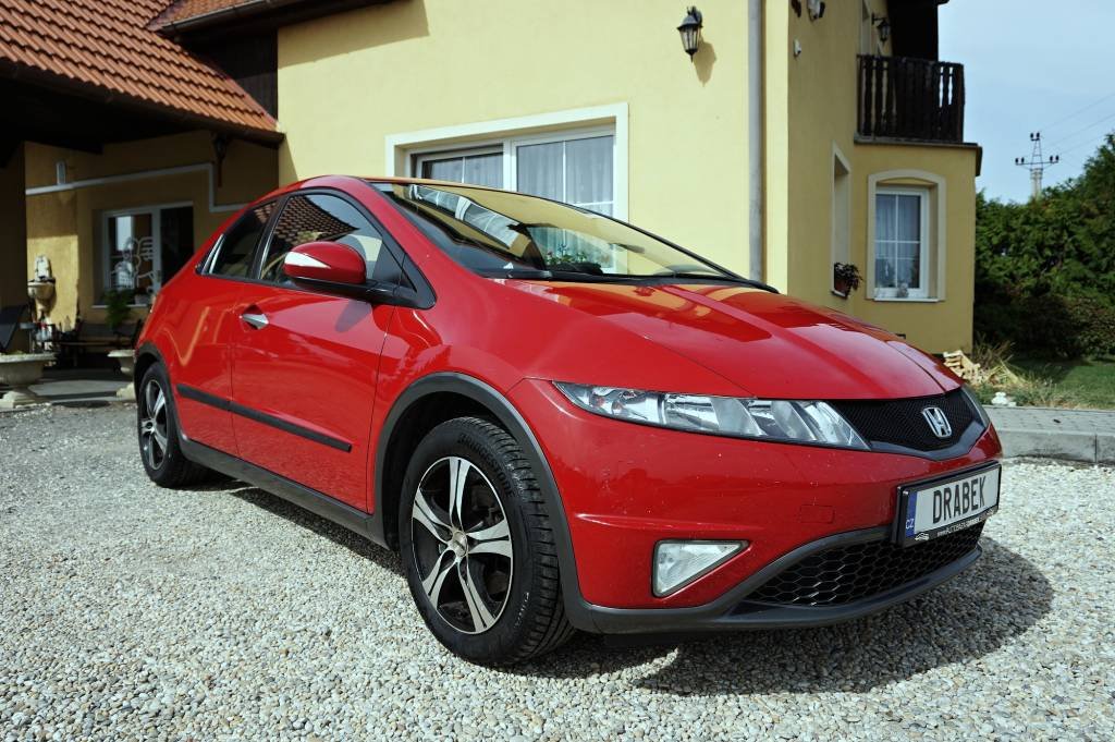 Honda Civic 1,4i- Vtec 73 kW