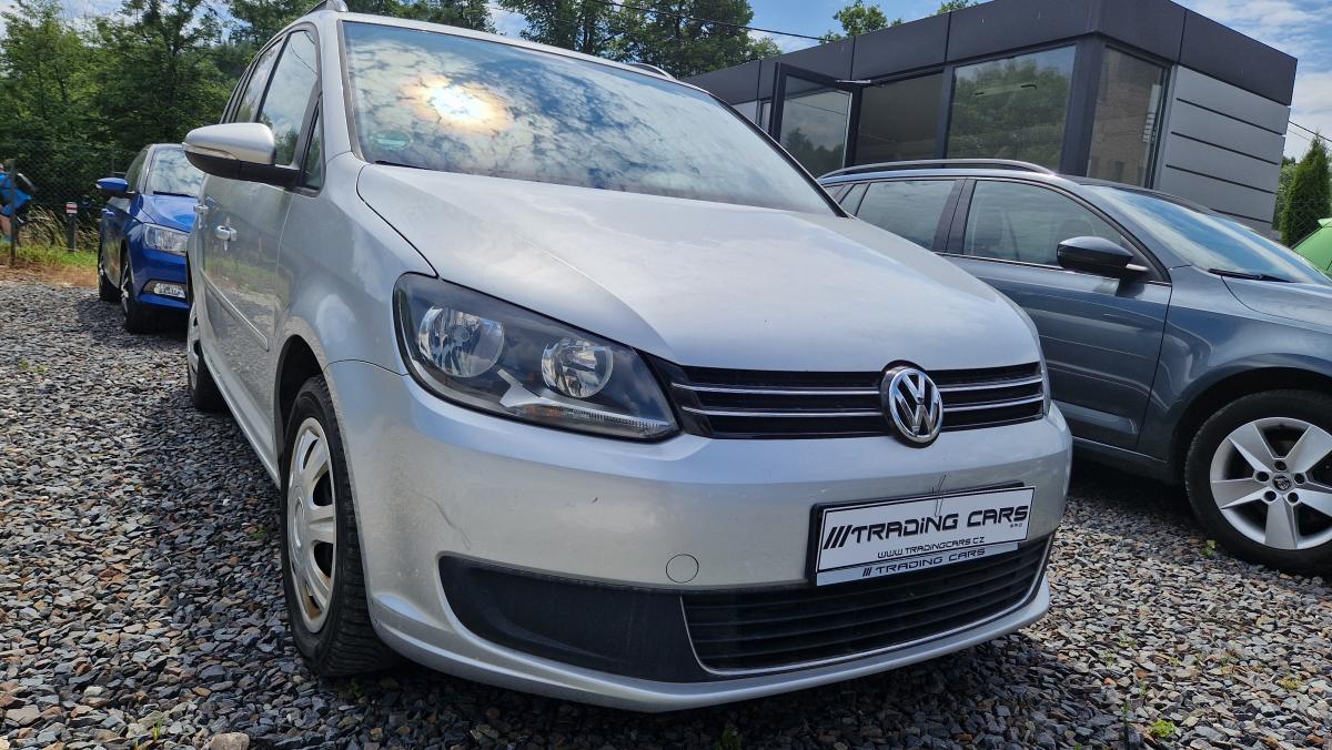 Volkswagen Touran 1,4 TSI Elegance 7míst