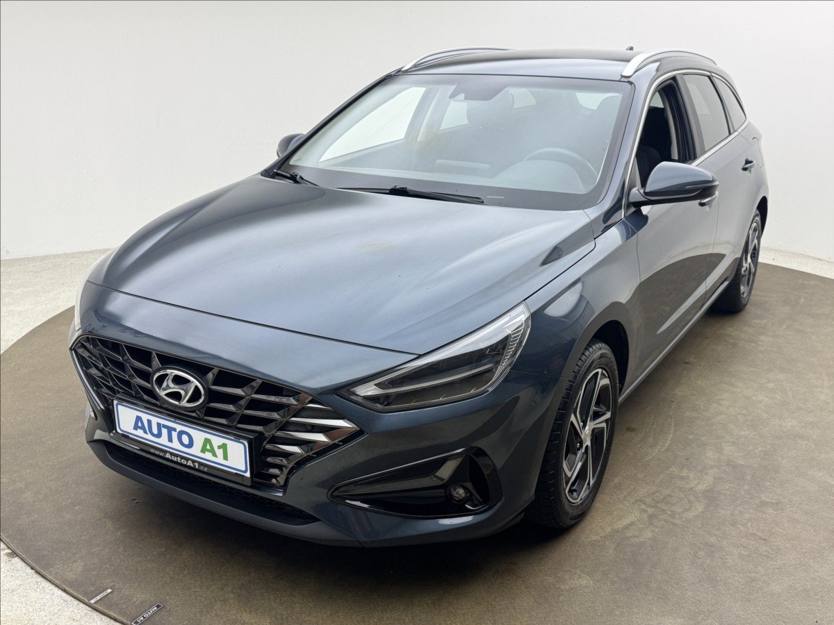 Hyundai i30 1,5 80kW DPH 1MAJ SMART TAŽNÉ