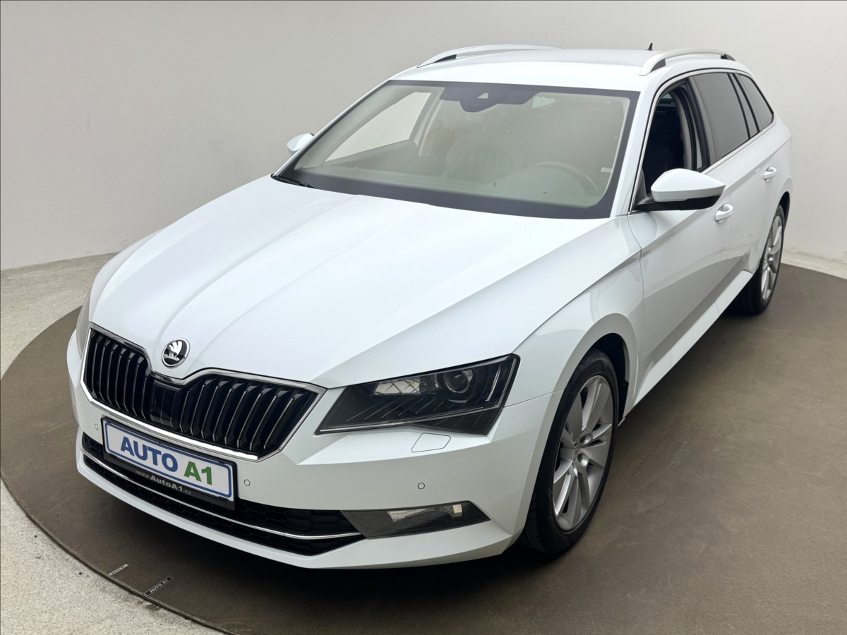 Škoda Superb 2,0 DSG 4X4 ACC CANTON STYLE+