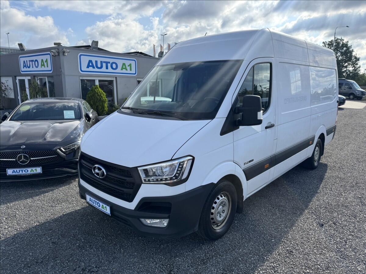 Hyundai H 350 2,5 DPH VÝHŘEV LONG ČR TAŽNÉ