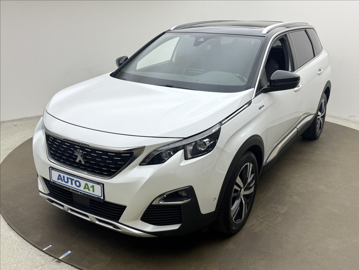 Peugeot 5008 2,0 GT AT 7MÍST PANO LED TAŽNÉ