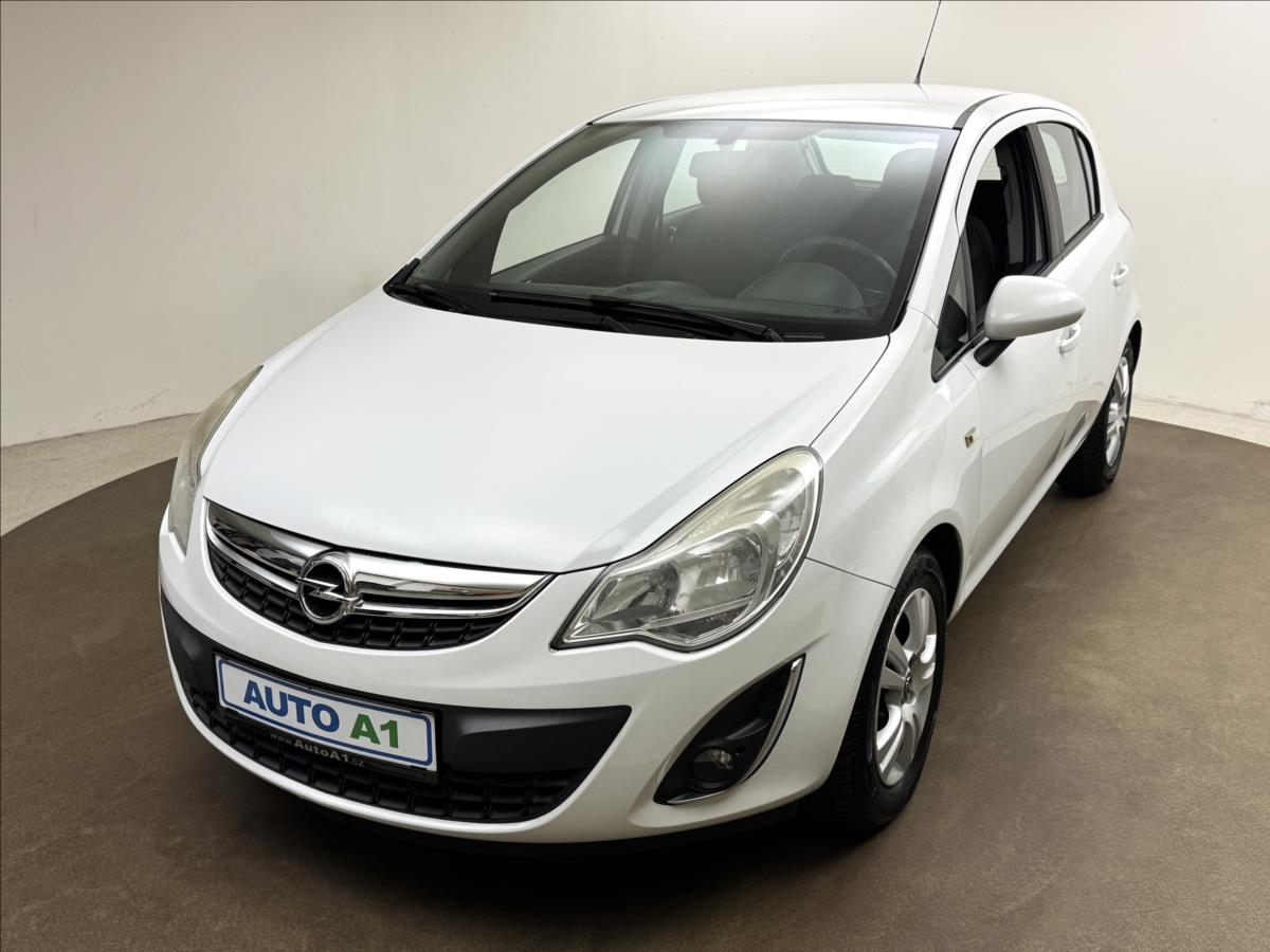 Opel Corsa 1,2 i 63kW KLIMA Z.SENZORY CZ