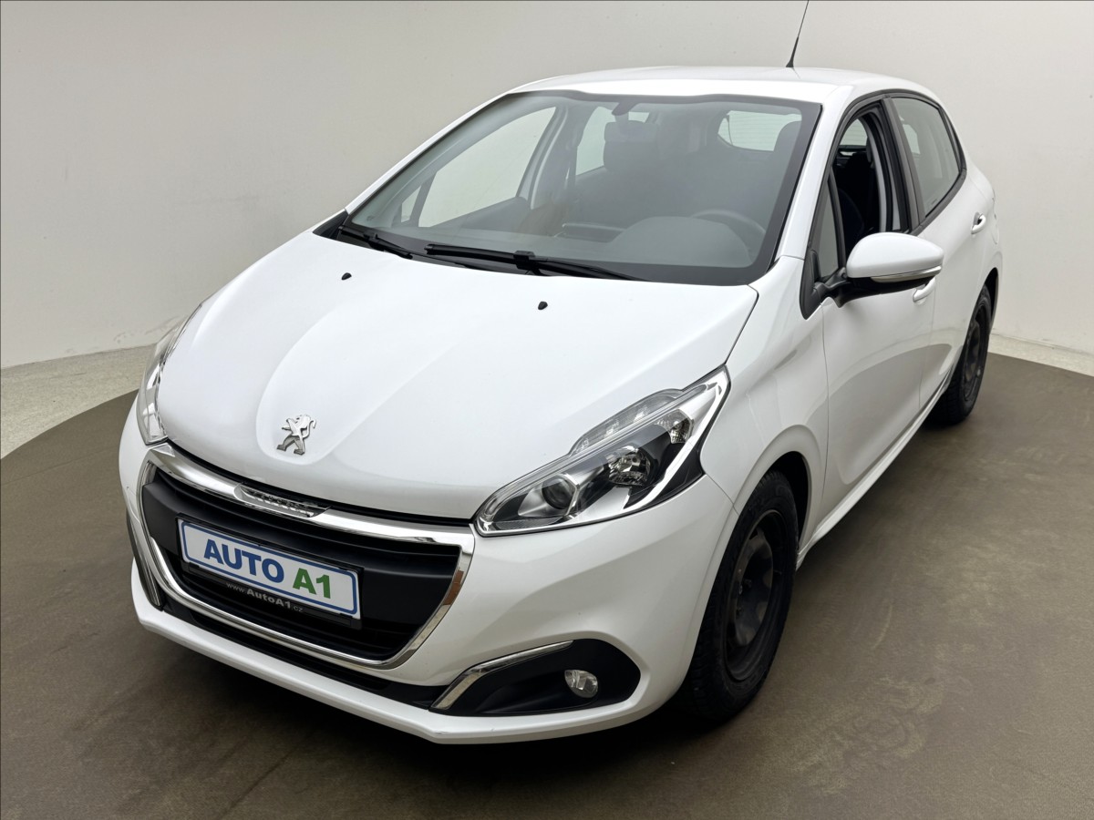 Peugeot 208 1,6 HDi DPH KLIMATIZACE LED ČR