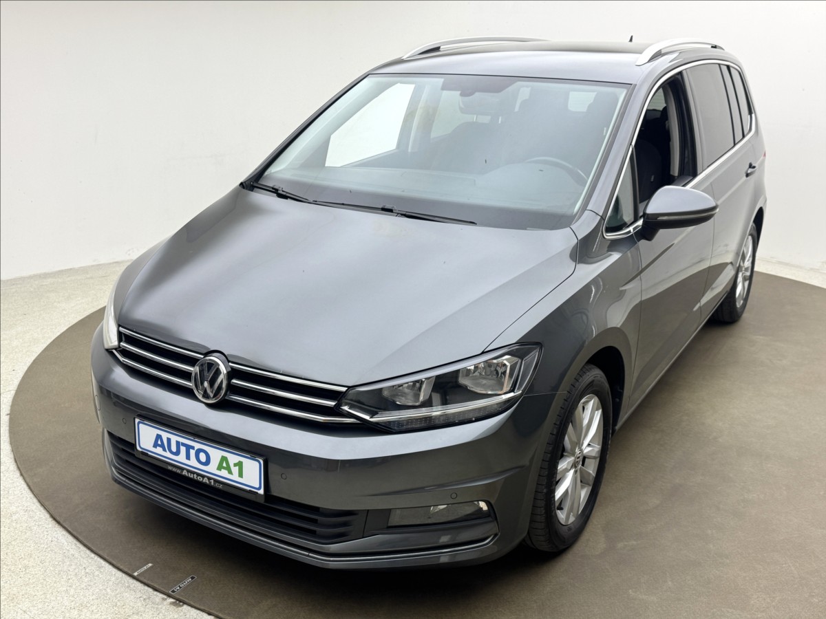 Volkswagen Touran 2,0 110kW DSG 5-MÍST TAŽNÉ ČR