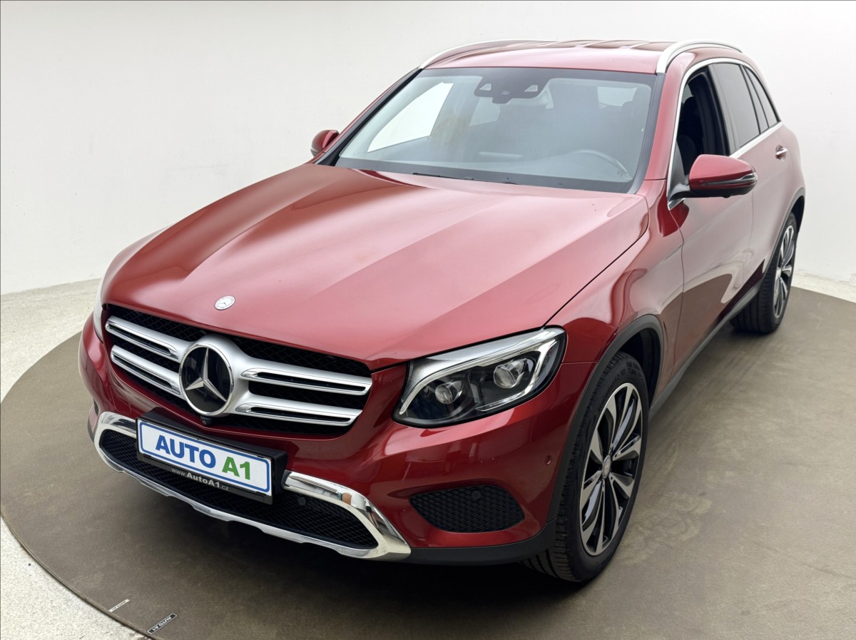 Mercedes-Benz GLC 2,1 4X4 VZDUCH 360° TAŽNÉ ČR